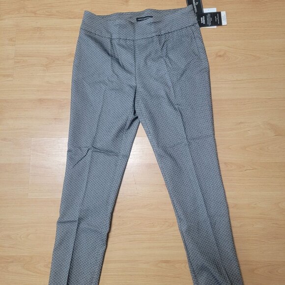 Bundle of 4 Counterparts Super Stretch Pull-On Pants Sizes 8 & 8P - Picture 2 of 11